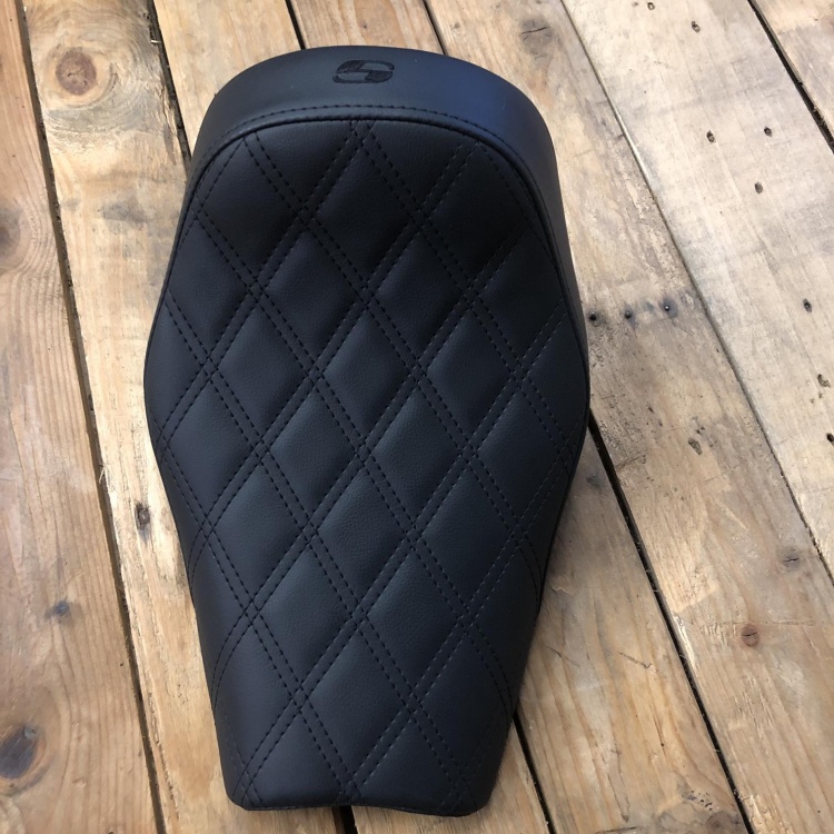 Saddlemen Renegade Lattice-Stitched Solo Seat for Indian Scout Bobber / Rogue